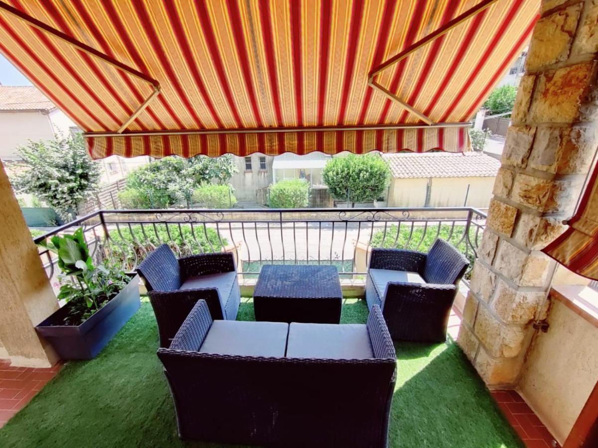 La Villa Castel - Haut De Villa - Parkings- 3 Chambres - 8 Couchages - Jardin - Barbecue Cagnes-sur-Mer Zewnętrze zdjęcie