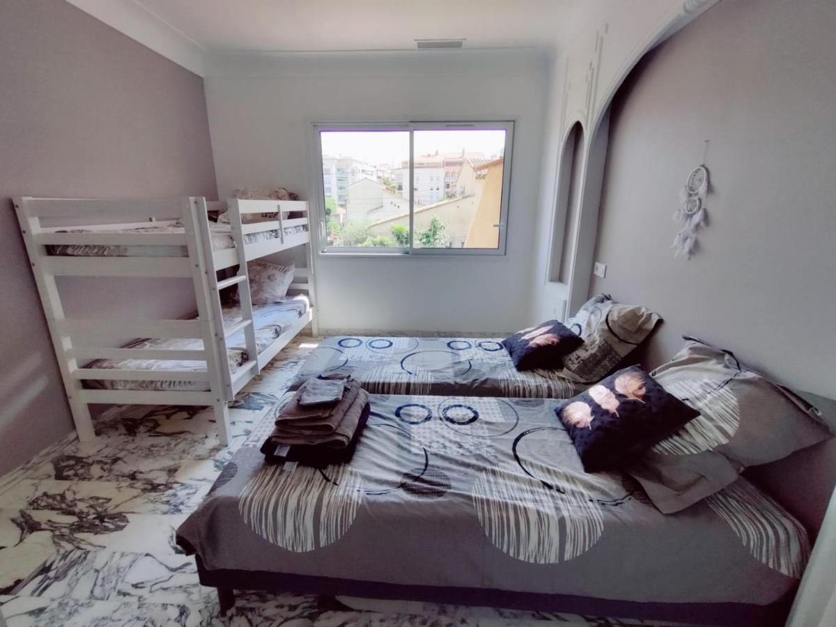 La Villa Castel - Haut De Villa - Parkings- 3 Chambres - 8 Couchages - Jardin - Barbecue Cagnes-sur-Mer Zewnętrze zdjęcie