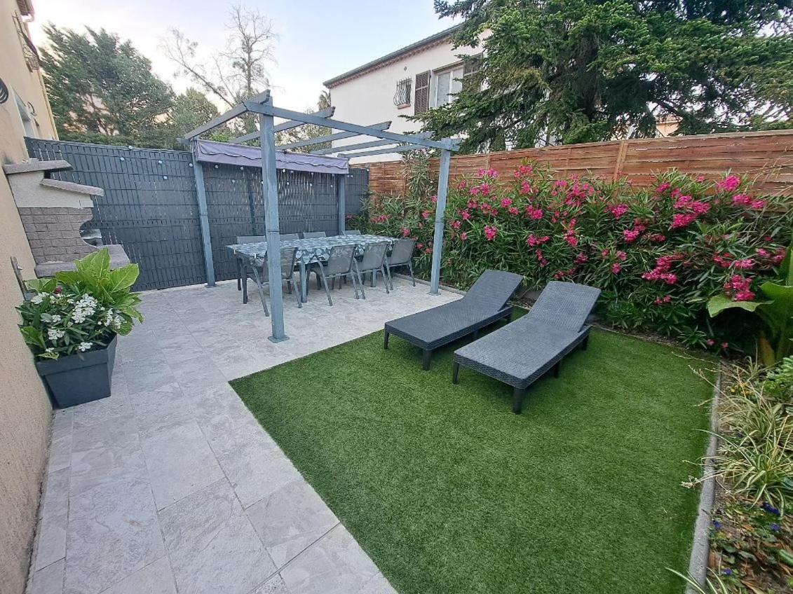 La Villa Castel - Haut De Villa - Parkings- 3 Chambres - 8 Couchages - Jardin - Barbecue Cagnes-sur-Mer Zewnętrze zdjęcie